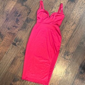 Windsor Red Midi Dress